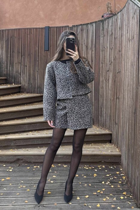 CROPPED LEO JACKET+SKIRT WOMEN SET LEO/LEOPARD - KLAUDIO FASHION