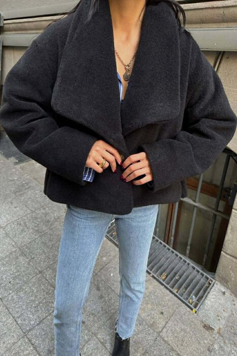 CROPPED SIMPLE WOOL WOMEN JACKET BLACK/ E ZEZE - KLAUDIO FASHION