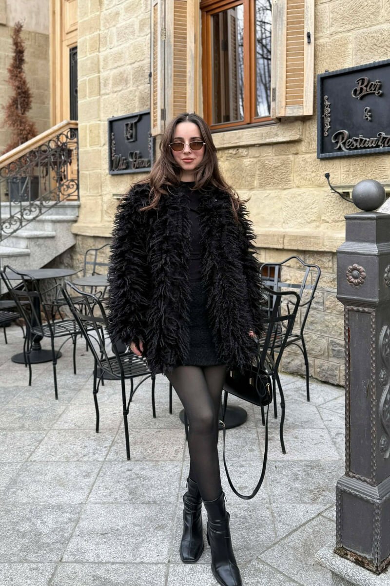 CURLY SHORT BUTTONED NECK DETAIL FAUX FUR WOMEN COAT BLACK/ E ZEZE - 1