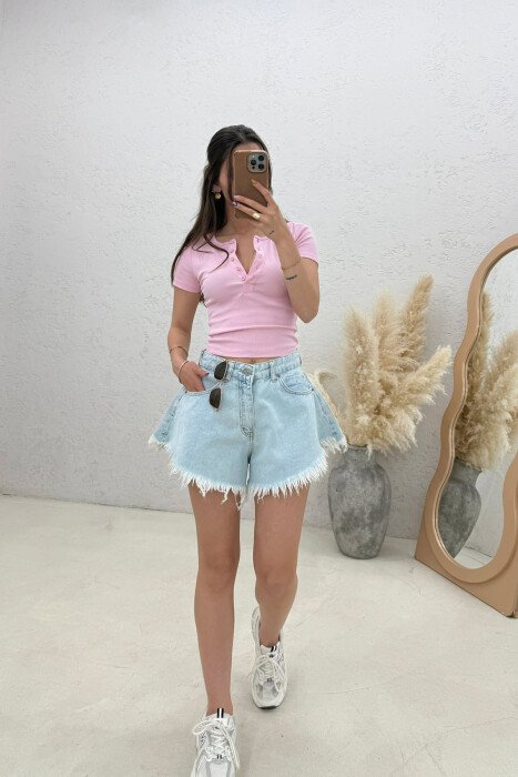 DENIM RIPPED EDGES WOMAN SHORTS BABY BLUE/BLU BY - KLAUDIO FASHION