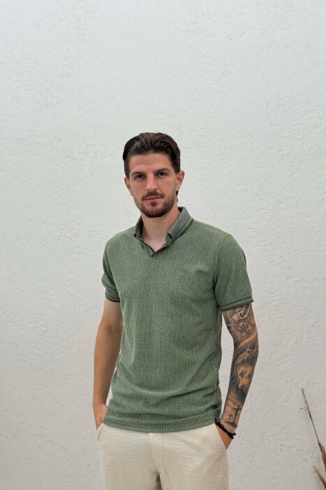 T-SHIRT ME DIZJAN DHE JAKE POLO PER MESHKUJ NE NGJYRE JESHILE 