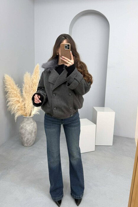 DETACHABLE FAUX FUR COLLAR CROPPED WOMAN COAT DARK GREY/GEE - 4