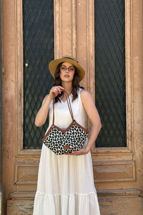 DIFFERENT DESIGN WOMAN BAG LEO/LEOPARD 