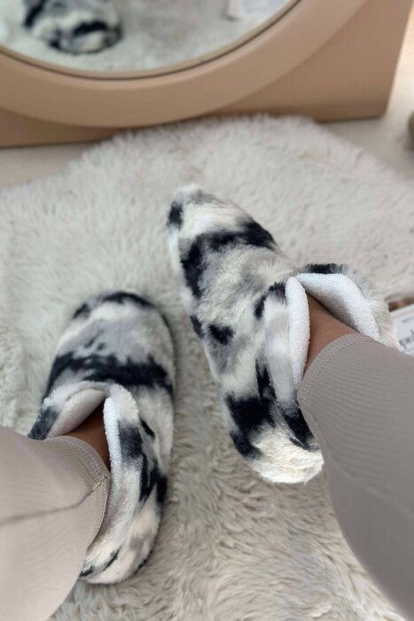 DIFFERENT COLORS ANKLE SLIPPERS WOMAN HOME SLIPPERS BLACK/ E ZEZE - KLAUDIO FASHION