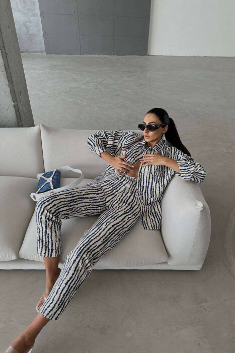 DIFFERENT COLORS SHIRT+TROUSERS WOMAN SET BLUE-CREAM/BLKR - 2
