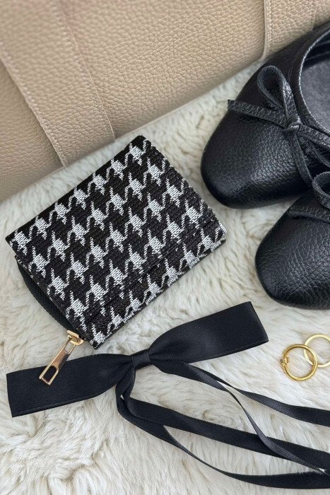 DIFFERENT DESIGNS SMALL WOMEN WALLET BLACK-WHITE/ZEBA - 