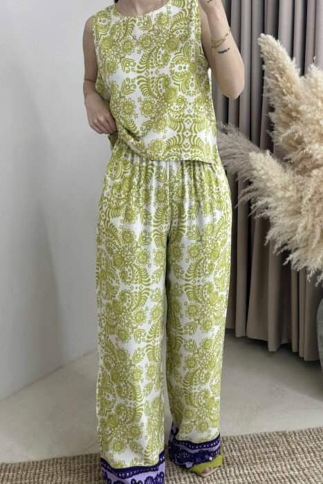DIFFERENT PATTERNS DESIGN WOMEN SET LIGHT GREEN/JEZB - 2