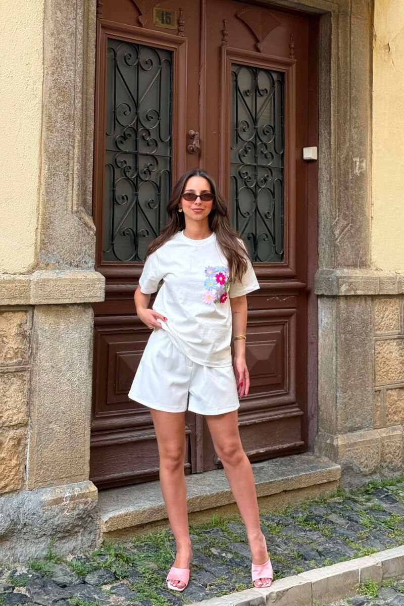 EMBROIDERED FLOWER POCKET WOMAN T-SHIRT WHITE-E BARDHE - 6