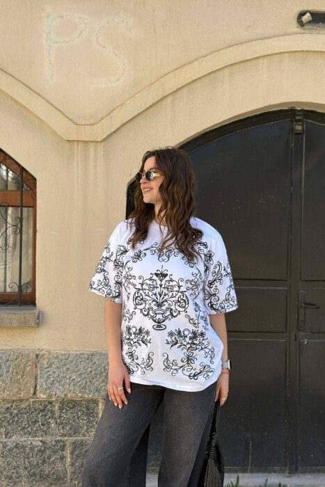 FLORAL DESIGN WOMEN T-SHIRT + 6 PAIR SOCKS WHITE-E BARDHE 