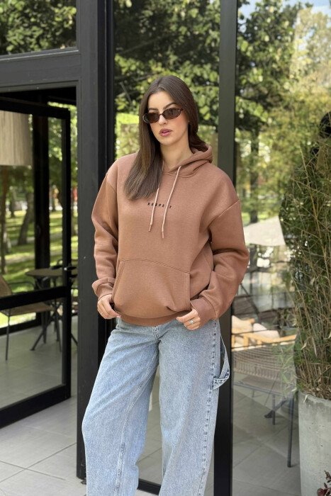 FLUFFY ONE COLOR FRONT SIMPLE WRITTING WOMEN HOODIE BROWN/KAFE 