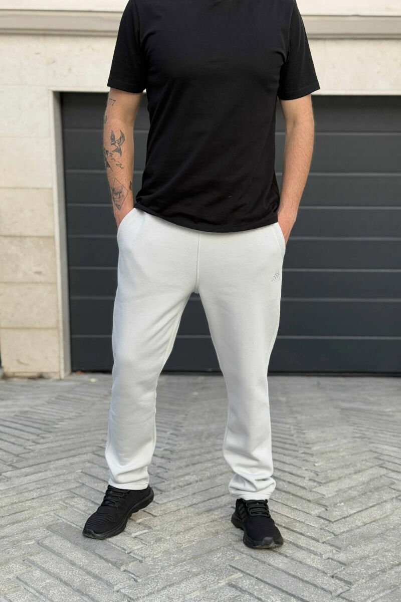 FLUFFY ONE COLOR SIMPLE MEN JOGGERS WHITE-E BARDHE - 2