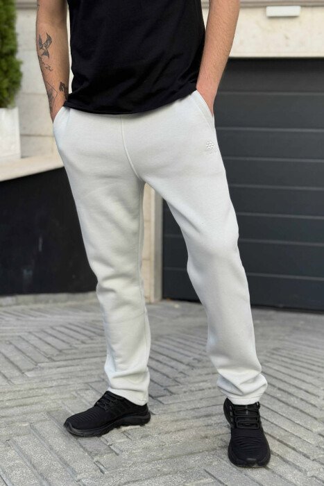 FLUFFY ONE COLOR SIMPLE MEN JOGGERS WHITE-E BARDHE - KLAUDIO FASHION