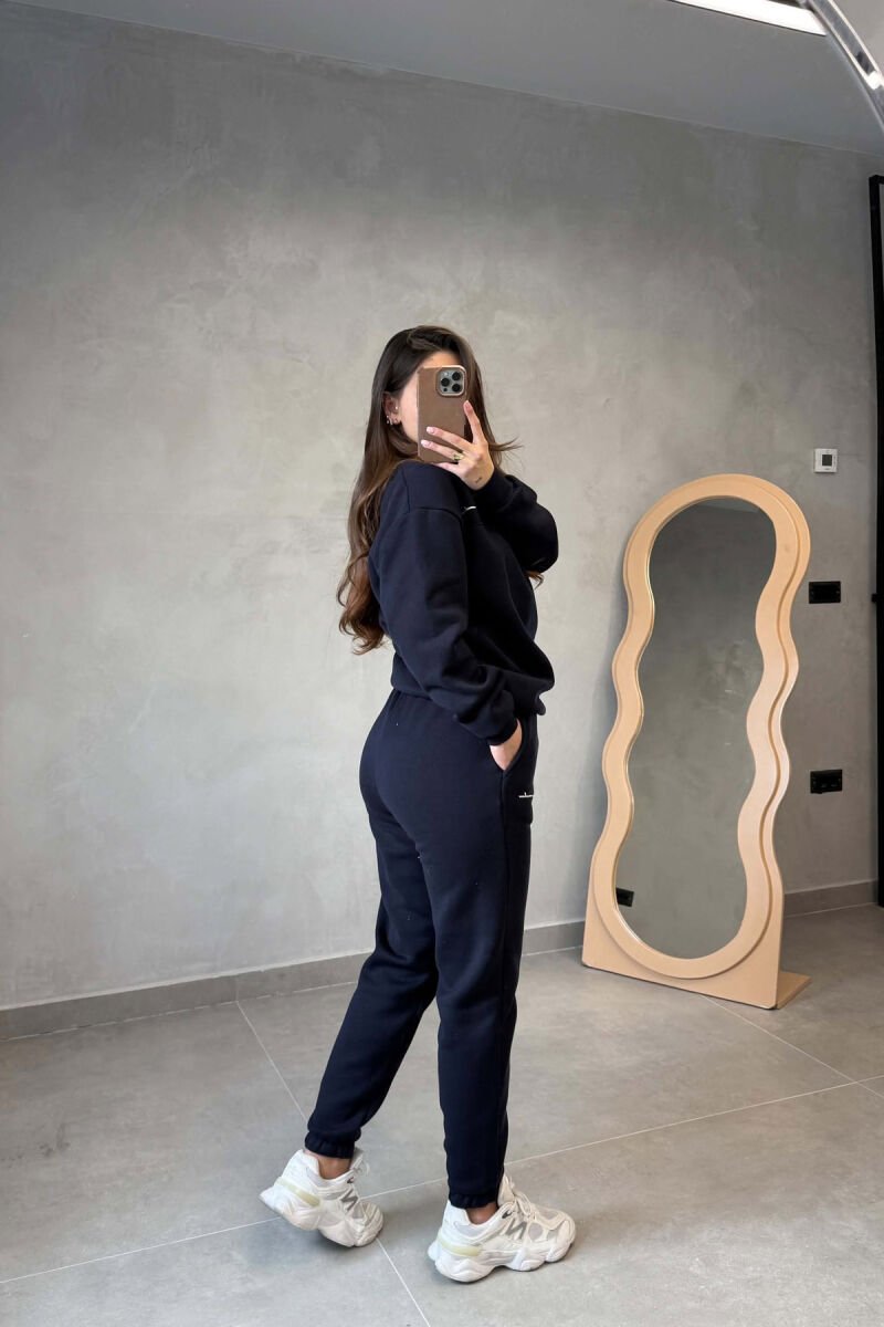 FLUFFY ONE COLOR SWEATSHIRT+ JOGGERS WOMEN SET DARK BLUE/BEE - 3