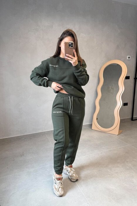 FLUFFY ONE COLOR SWEATSHIRT+ JOGGERS WOMEN SET OLIVE/ULLI - 3