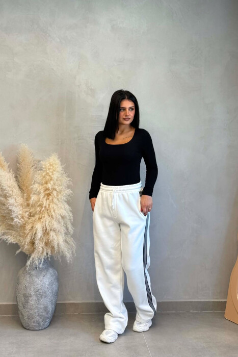 FLUFFY SIDE LINES WOMAN SWEATPANTS WHITE-E BARDHE - 4