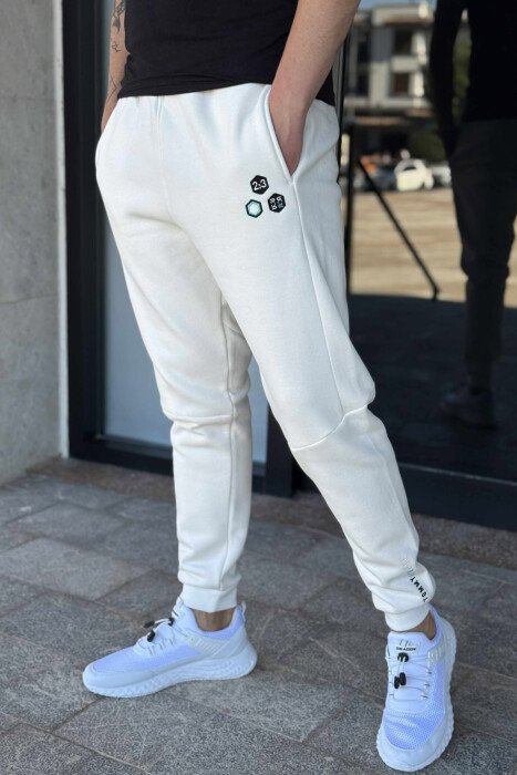 TUTA ME PUSH DHE ME DIZANJIN E LOGOS TË THJESHTË PËR MESHKUJ NË NGJYRËN KREM - KLAUDIO FASHION