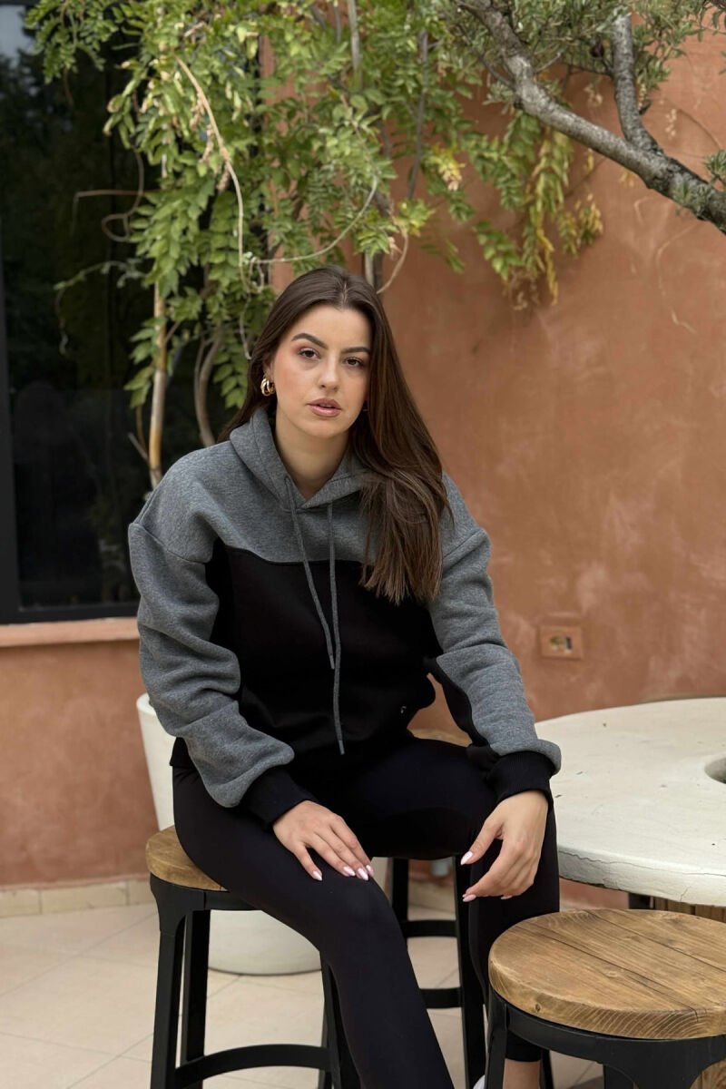FLUFFY SIMPLE SMALL LOGO WOMEN HOODIE BLACK/ E ZEZE - 2