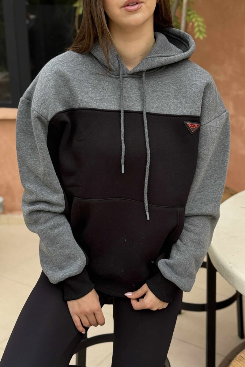 FLUFFY SIMPLE SMALL LOGO WOMEN HOODIE BLACK/ E ZEZE - 4