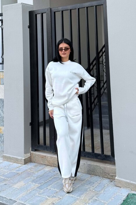FLUFFY SMALL WRITTINGS SWEATSHIRT+ SWEATPANTS WOMEN SET WHITE-E BARDHE - KLAUDIO FASHION
