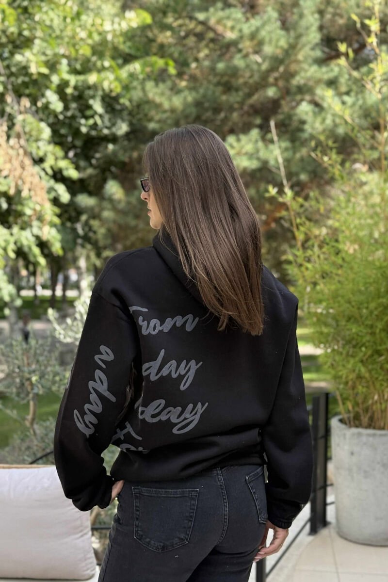 FLUFFY WRITTINGS ONE COLOR WOMEN HOODIE BLACK/ E ZEZE - 3
