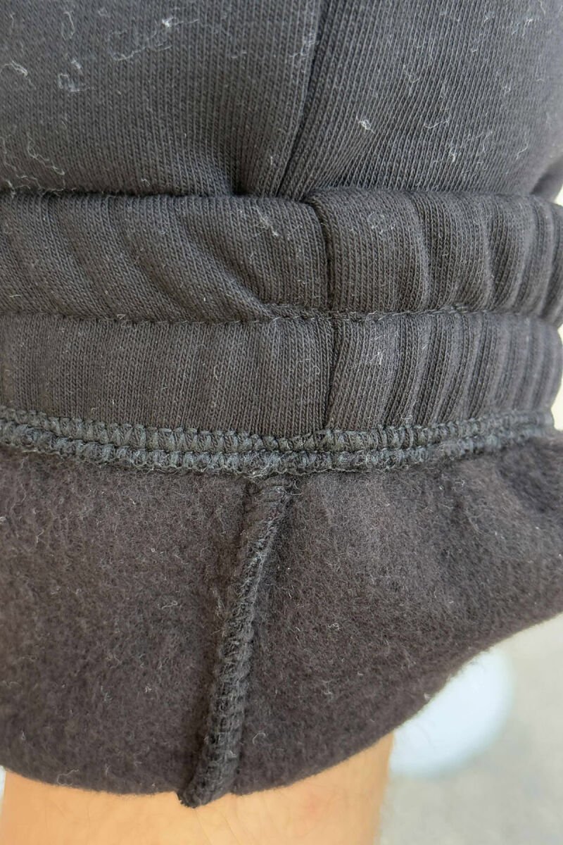 FLUFFY ZIPPER POCKETS ONE COLOR MEN JOGGERS BLACK/ E ZEZE - 5