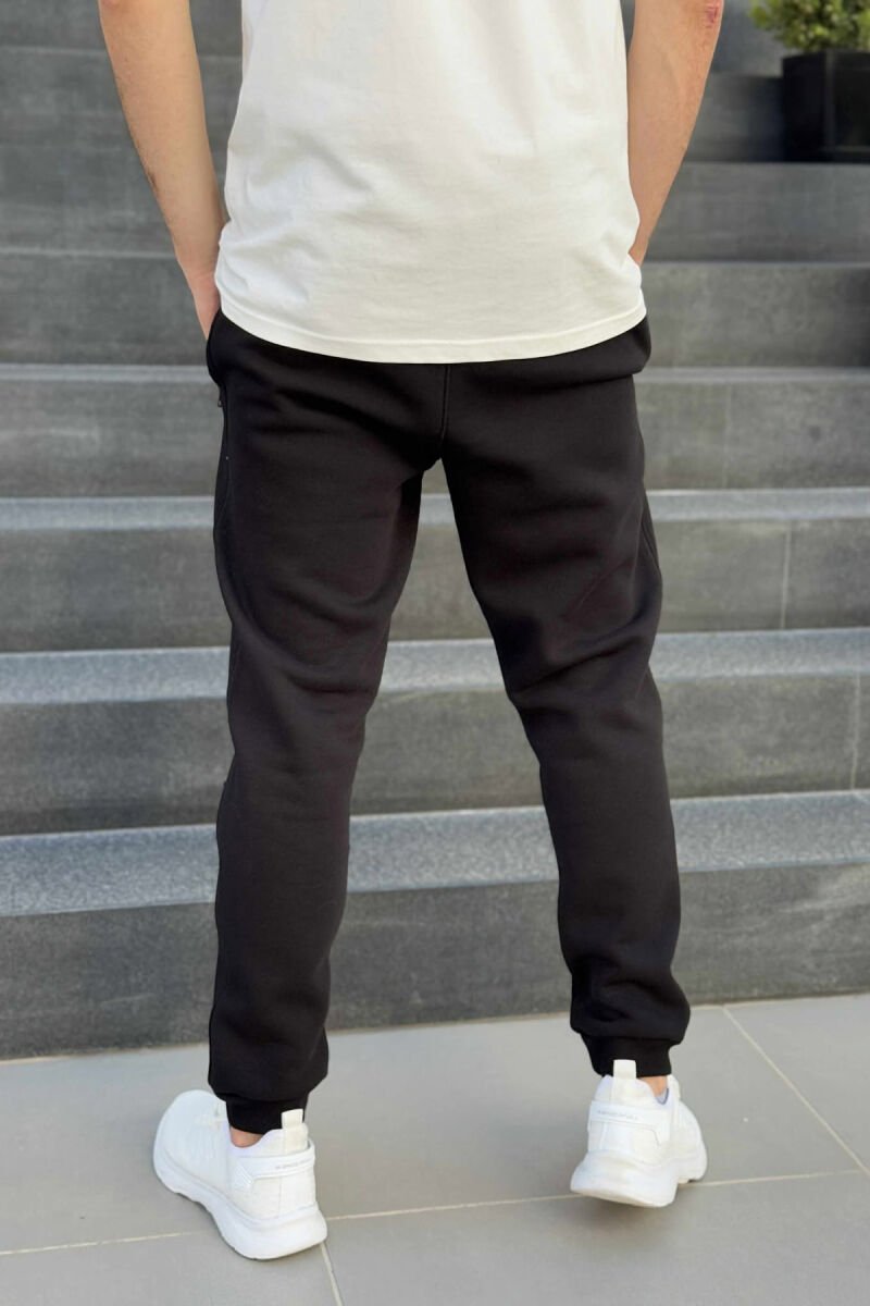 FLUFFY ZIPPER POCKETS ONE COLOR MEN JOGGERS BLACK/ E ZEZE - 4