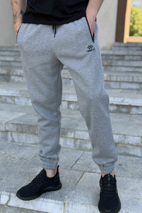 FLUFFY ZIPPER POCKETS ONE COLOR MEN JOGGERS GREY/GRI - KLAUDIO FASHION