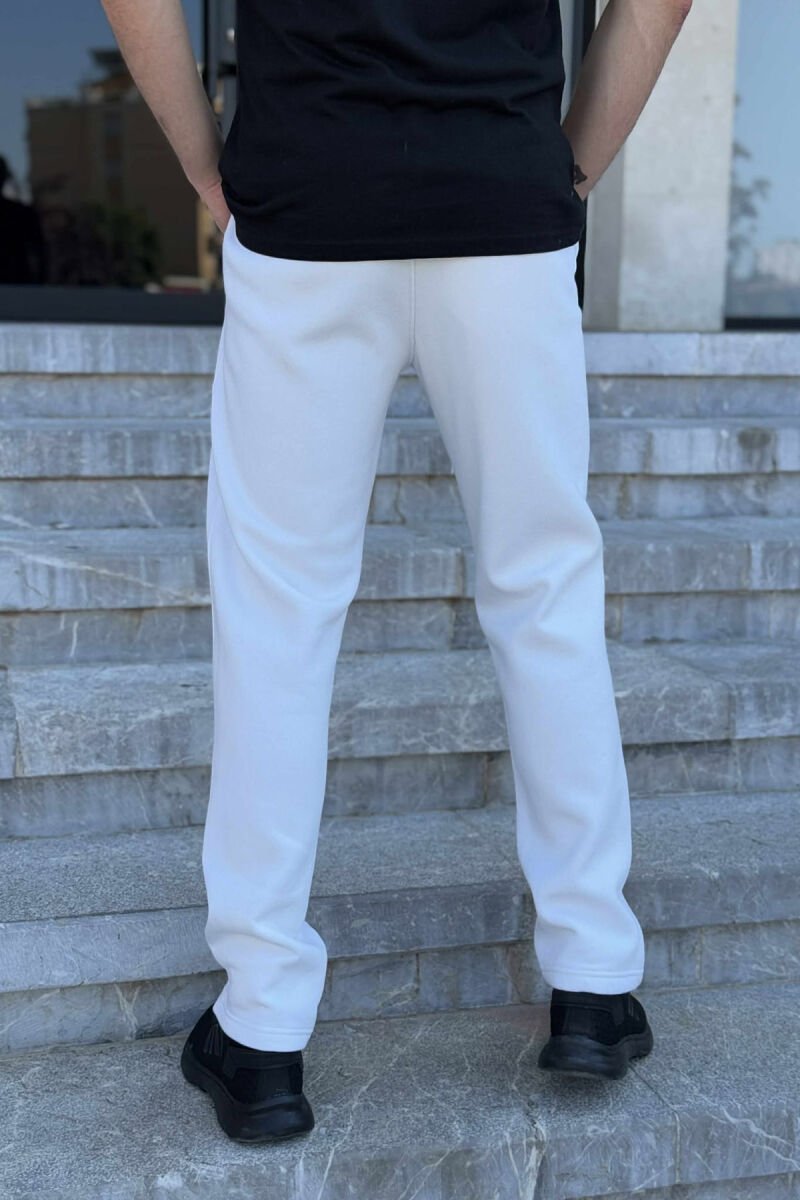 FLUFFY ZIPPER POCKETS SMALL LOGO MEN JOGGERS WHITE-E BARDHE - 4