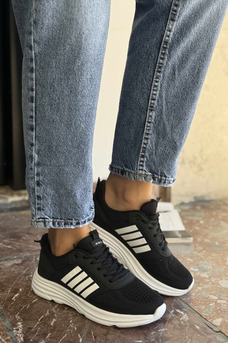 FOUR STRIPES PLATFORM SIMPLE WOMEN SNEAKERS BLACK-WHITE/ZEBA - 1