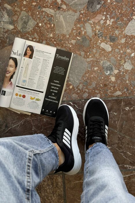 FOUR STRIPES PLATFORM SIMPLE WOMEN SNEAKERS BLACK-WHITE/ZEBA - 4