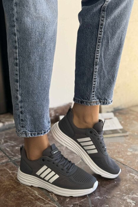 FOUR STRIPES PLATFORM SIMPLE WOMEN SNEAKERS WHITE-DARK GREY/BAGE - 1