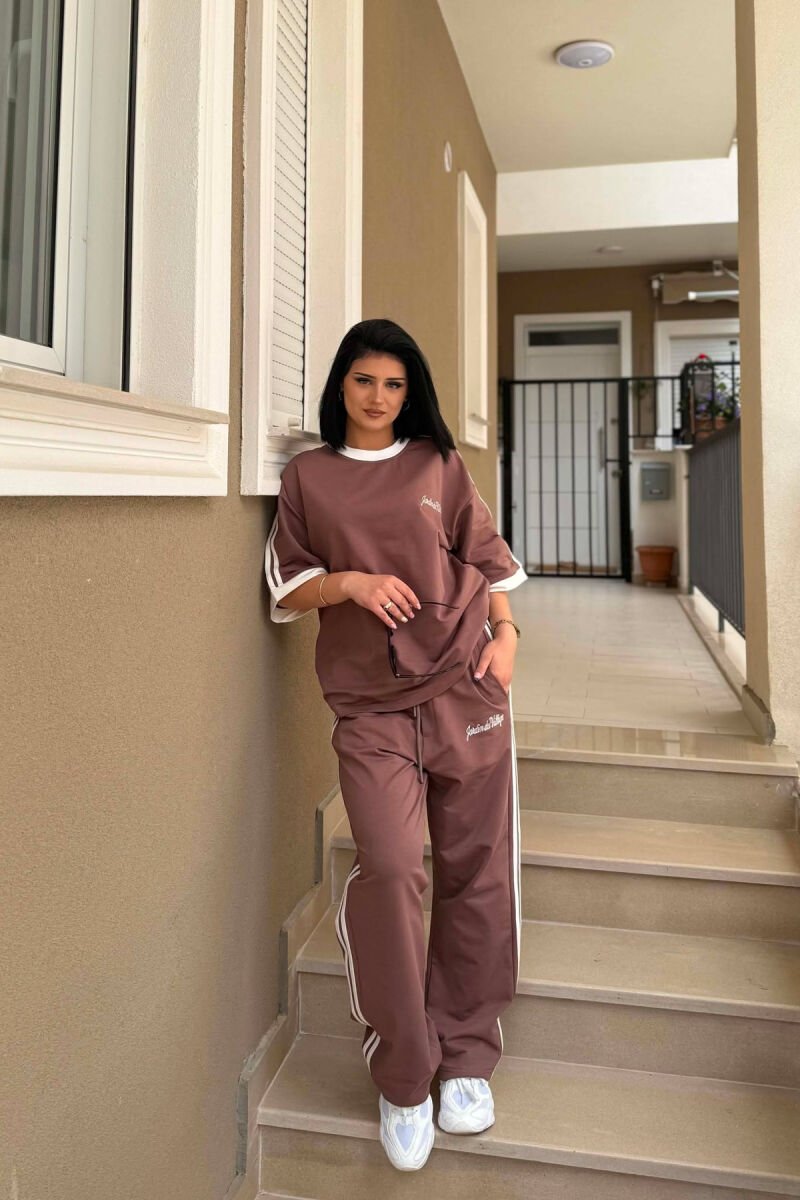 FRONT & BACK WRITTINGS T-SHIRT + SWEATPANTS WOMAN SET LIGHT BROWN/KAZB - 1