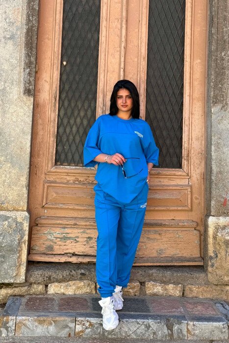 FRONT & BACK WRITTINGS T-SHIRT + JOGGERS WOMAN SET LIGHTBLUE/BZ - KLAUDIO FASHION