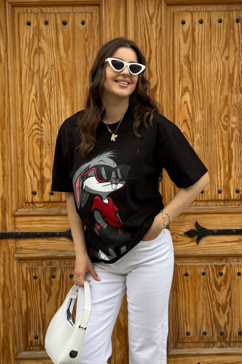 FRONT IMAGE BACK WRITTINGS WOMEN T-SHIRT + 6 PAIR SOCKS BLACK/ E ZEZE - 4