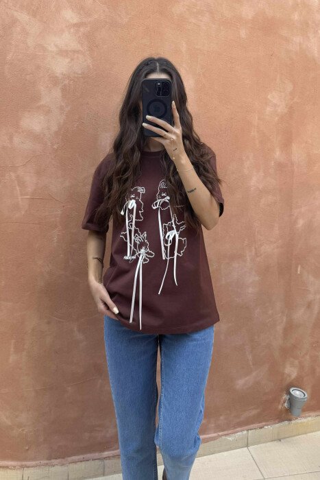 FRONT IMAGES & RIBBONS DETAILS WOMEN T-SHIRT BROWN/KAFE - 4