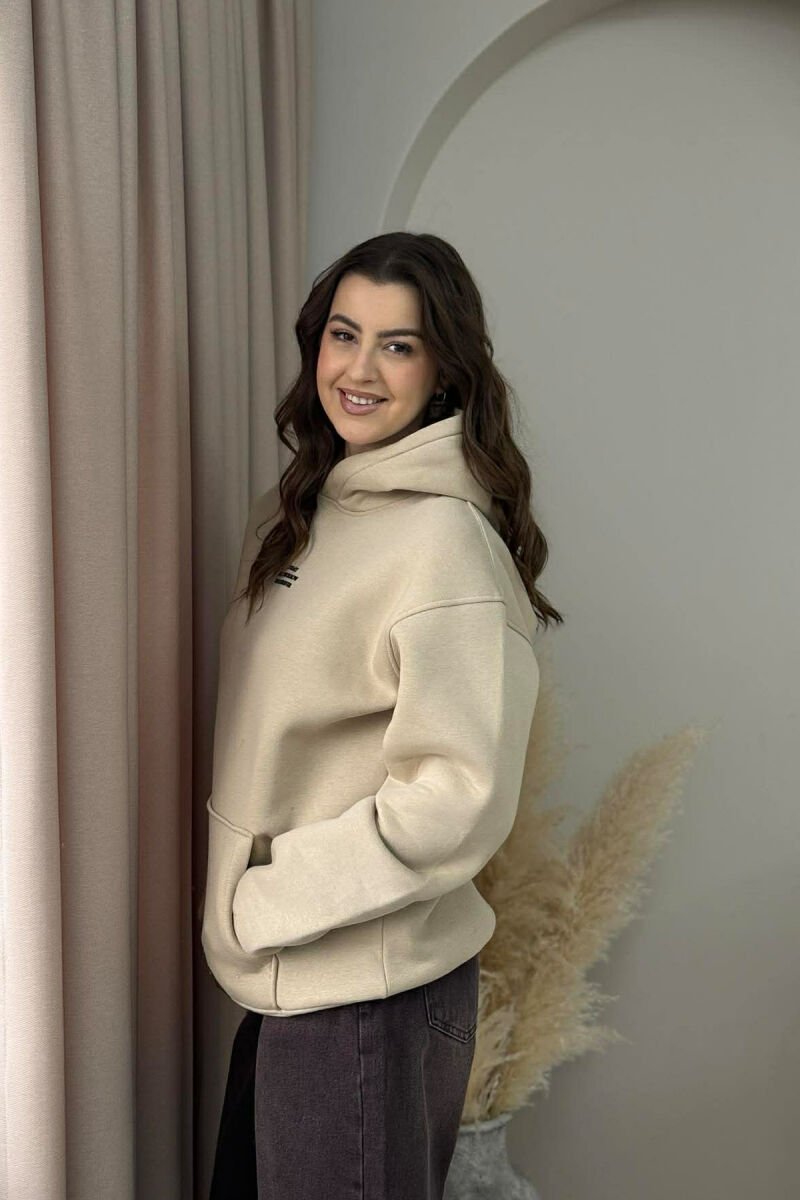 FRONT LITTLE WRITTINGS FLUFFY WOMEN HOODIE BEIGE/BEZHE - 2