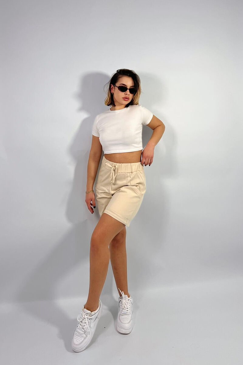 FRONT POCKETS ONE COLOR WOMEN SHORTS CREAM/KREM - 2