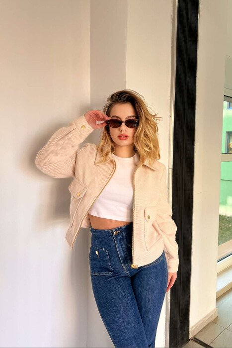 FRONT POCKETS SHORT WOMEN JACKET BEIGE/BEZHE 