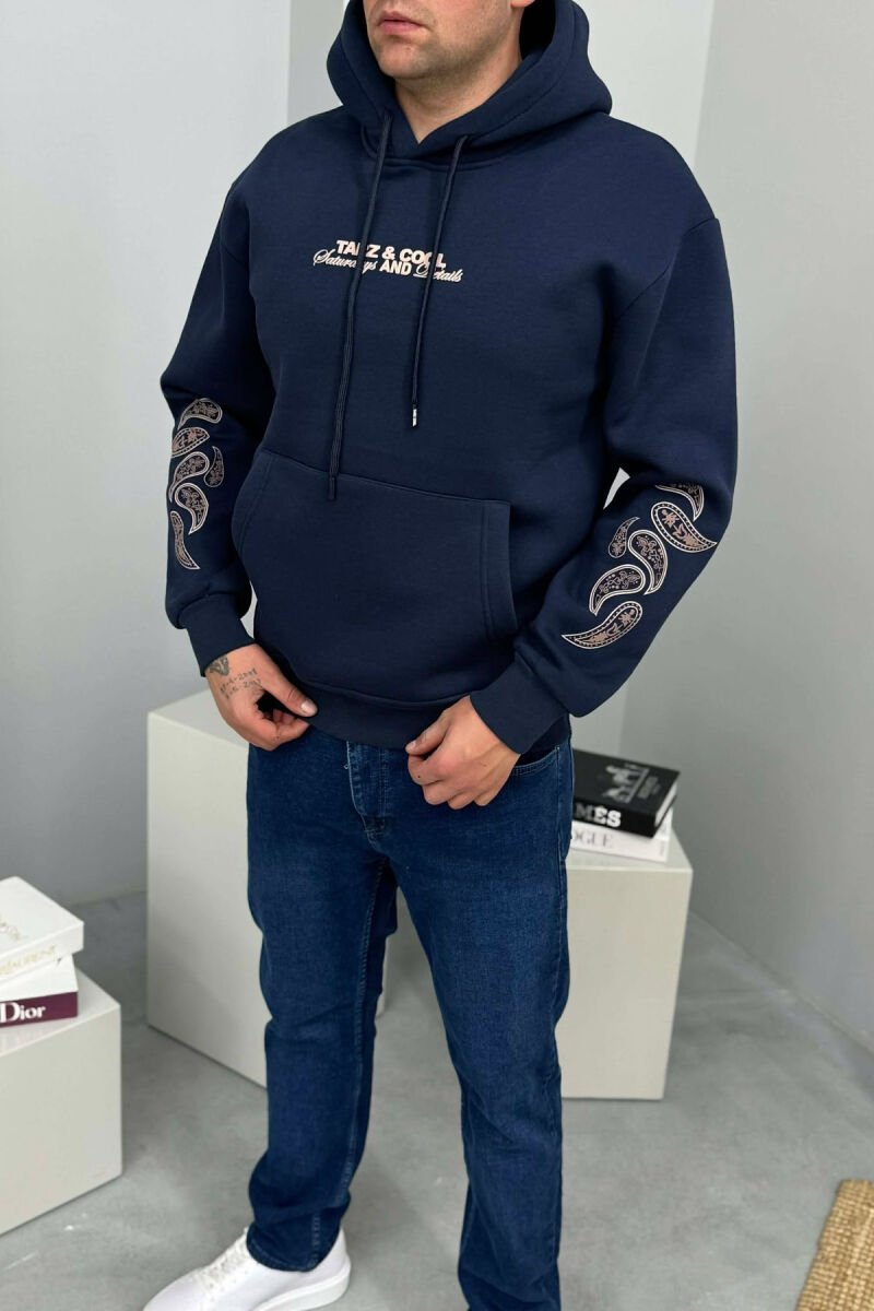 FRONT WRITTING DESIGNED FLUFFY MEN HOODIE DARK BLUE/BEE - 2