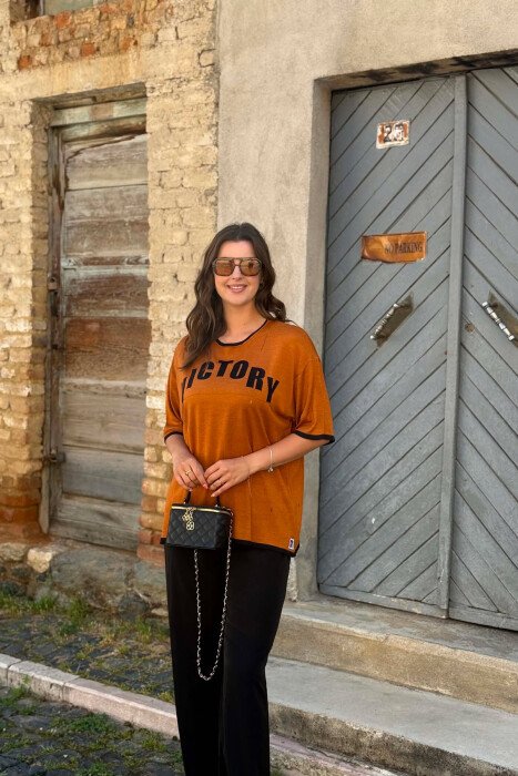 FRONT WRITTING WOMAN T-SHIRT LIGHT BROWN/KAZB 