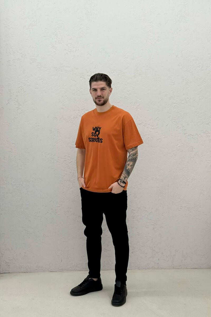 FRONT WRITTINGS & BACK IMAGE ROUND NECK MEN T-SHIRT ORANGE/PORTOKALLI - 2