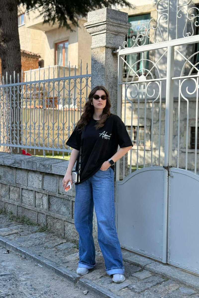FRONT WRITTINGS & BACK IMAGE WOMAN T-SHIRT + 6 PAIR SOCKS BLACK/ E ZEZE - 2