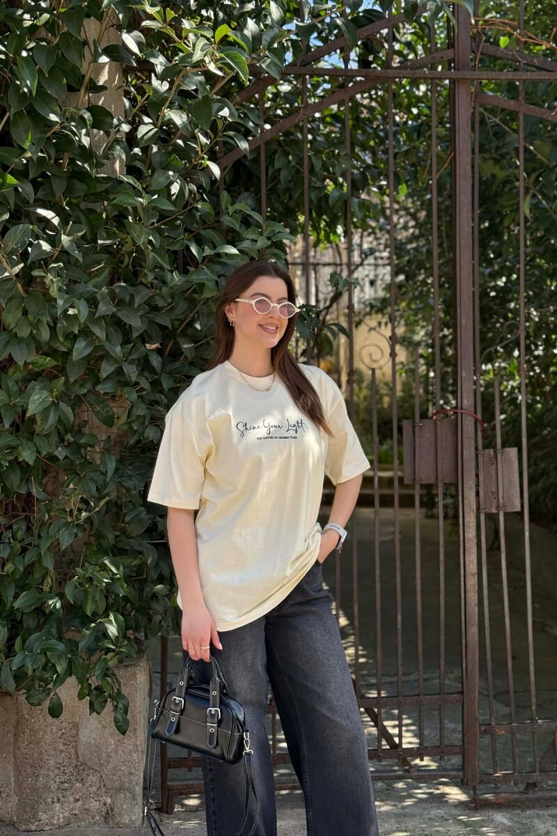 FRONT WRITTINGS BACK IMAGE WOMEN T-SHIRT + 6 PAIR SOCKS CREAM/KREM - 1