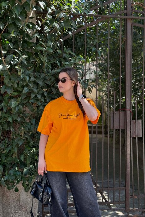 FRONT WRITTINGS BACK IMAGE WOMEN T-SHIRT + 6 PAIR SOCKS MUSTARD/MUSTARDE 