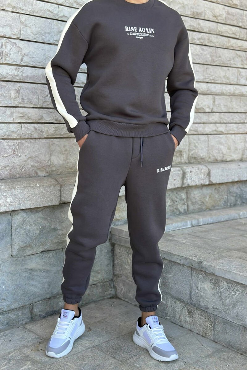 FRONT WRITTINGS SWEATSHIRT+JOGGERS FLUFFY MEN SET DARK GREY/GEE - 1