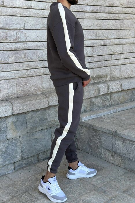 FRONT WRITTINGS SWEATSHIRT+JOGGERS FLUFFY MEN SET DARK GREY/GEE - 2
