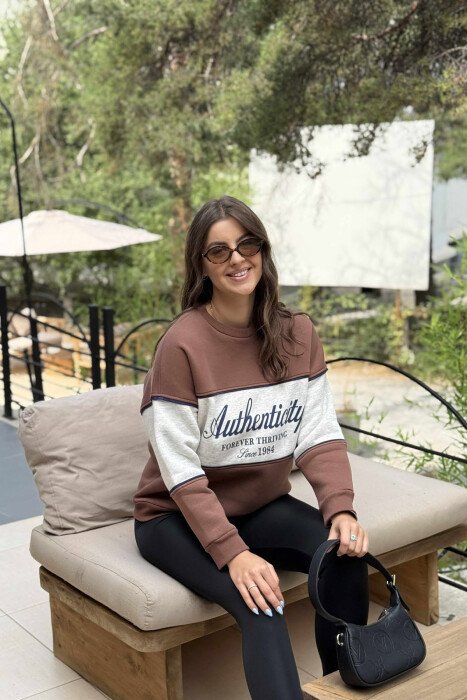 FRONT WRITTINGS FLUFFY WOMEN SWEATSHIRT BROWN/KAFE - 3