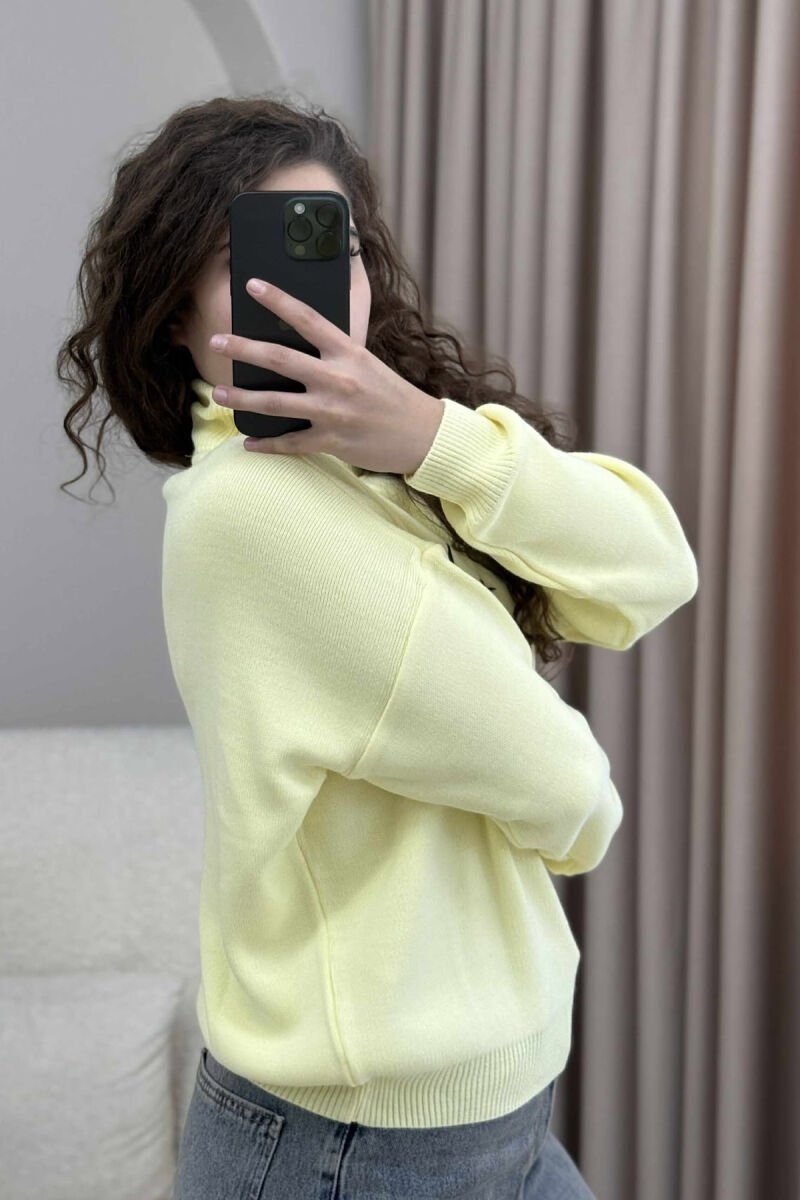 FRONT WRITTINGS HIGH NECK SIMPLE WOMEN SWEATER YELLOW/E VERDHE - 3