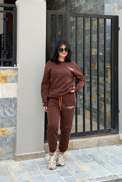 FRONT WRITTINGS SWEATSHIRT + SWEATPANTS FLUFFY WOMAN SET BROWN/KAFE - 3
