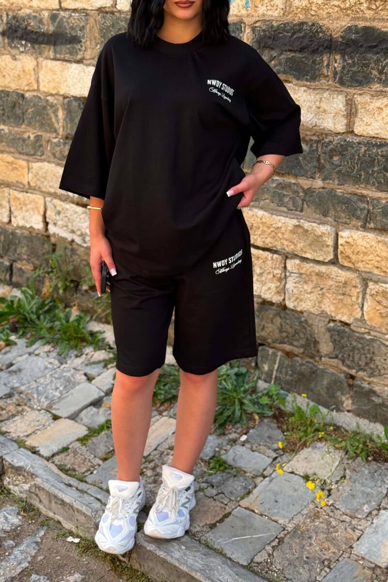 FRONT WRITTINGS T-SHIRT + SHORT SWEATPANTS WOMAN SET BLACK/ E ZEZE - 5